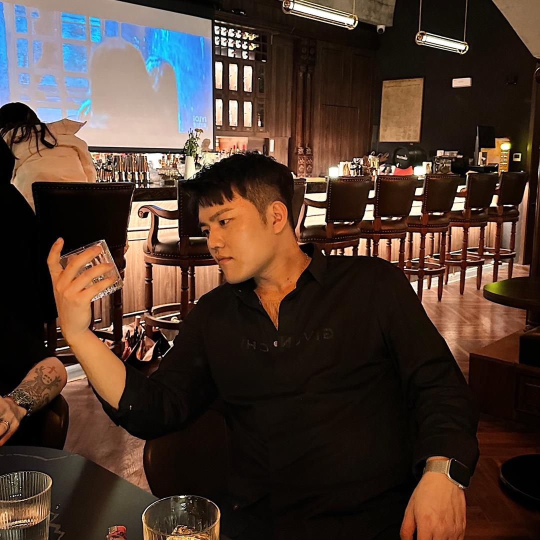 嘉伟爱烫卷