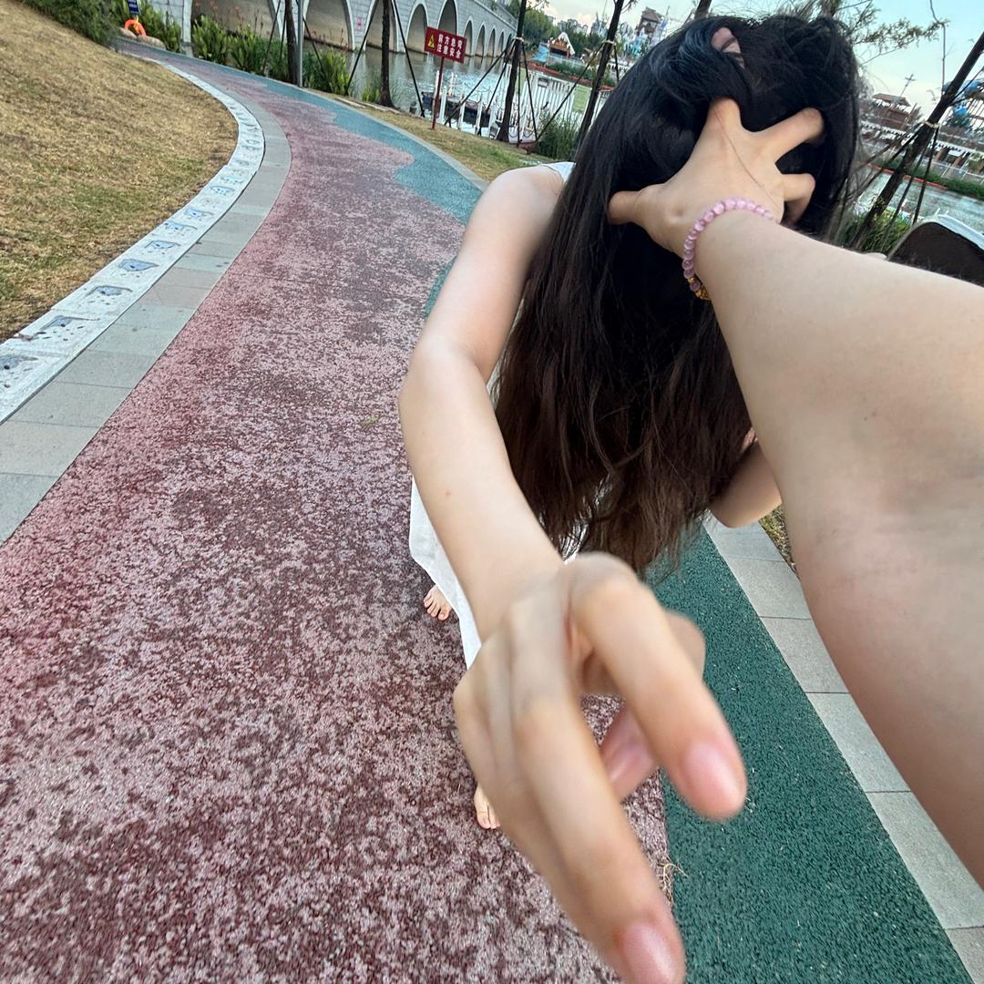 逸行路上的蜗牛🐌