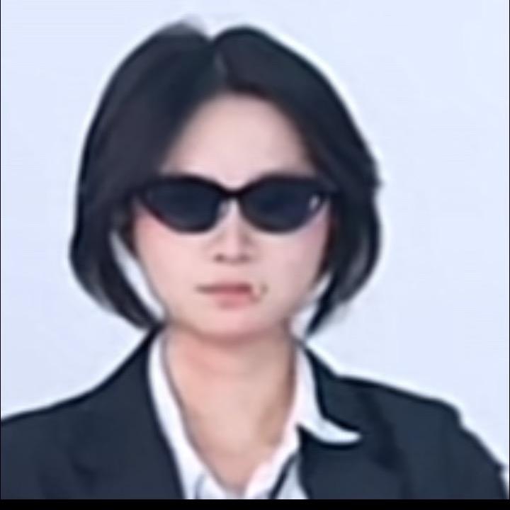 派巴星🦢（酸辣无情蚂蚱子）