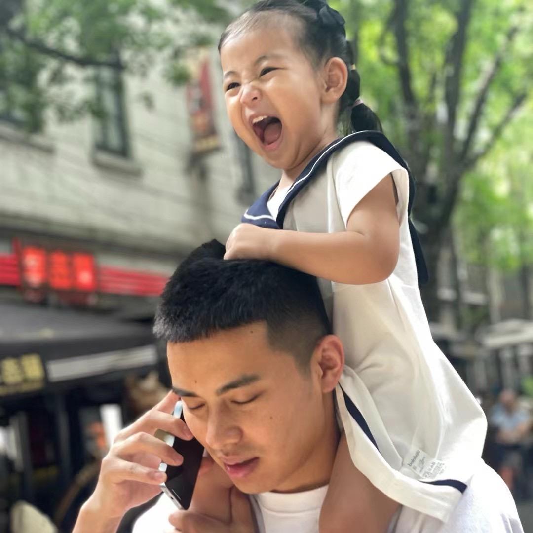 葡萄爸