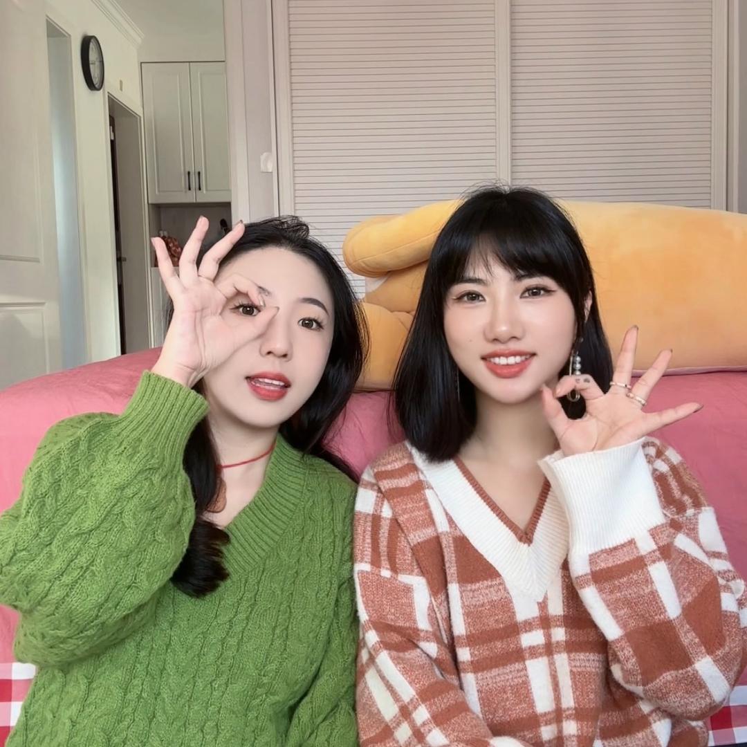 璐璐与暖暖