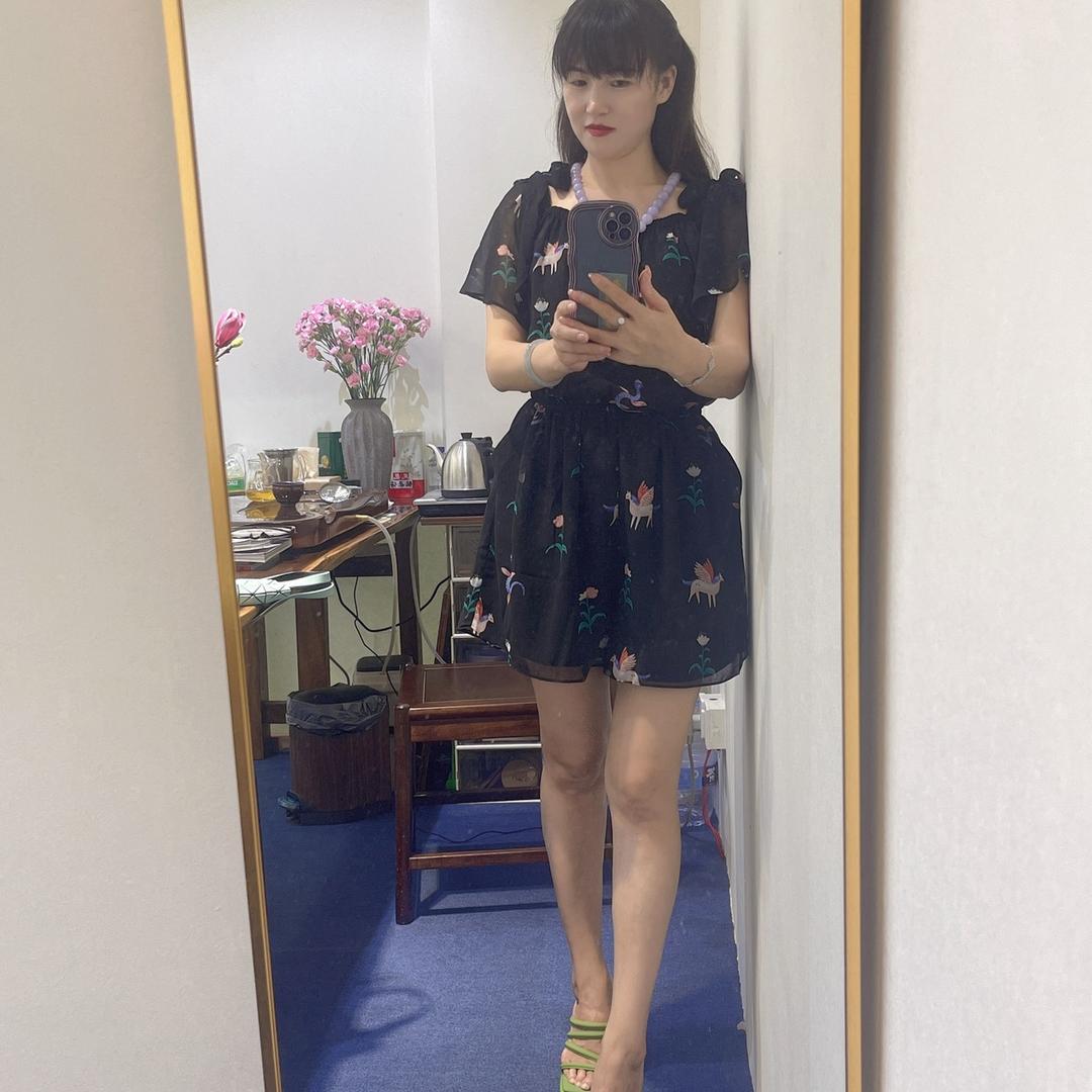 君玉福珠宝-小婷