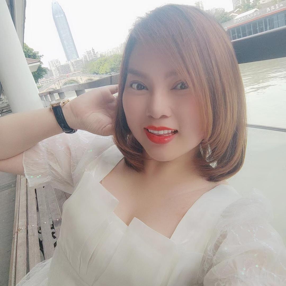 请叫我：开心果