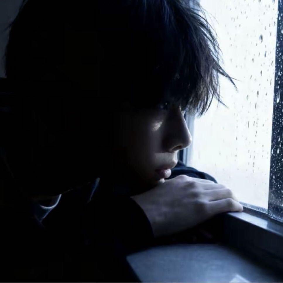 忧郁.🌧️
