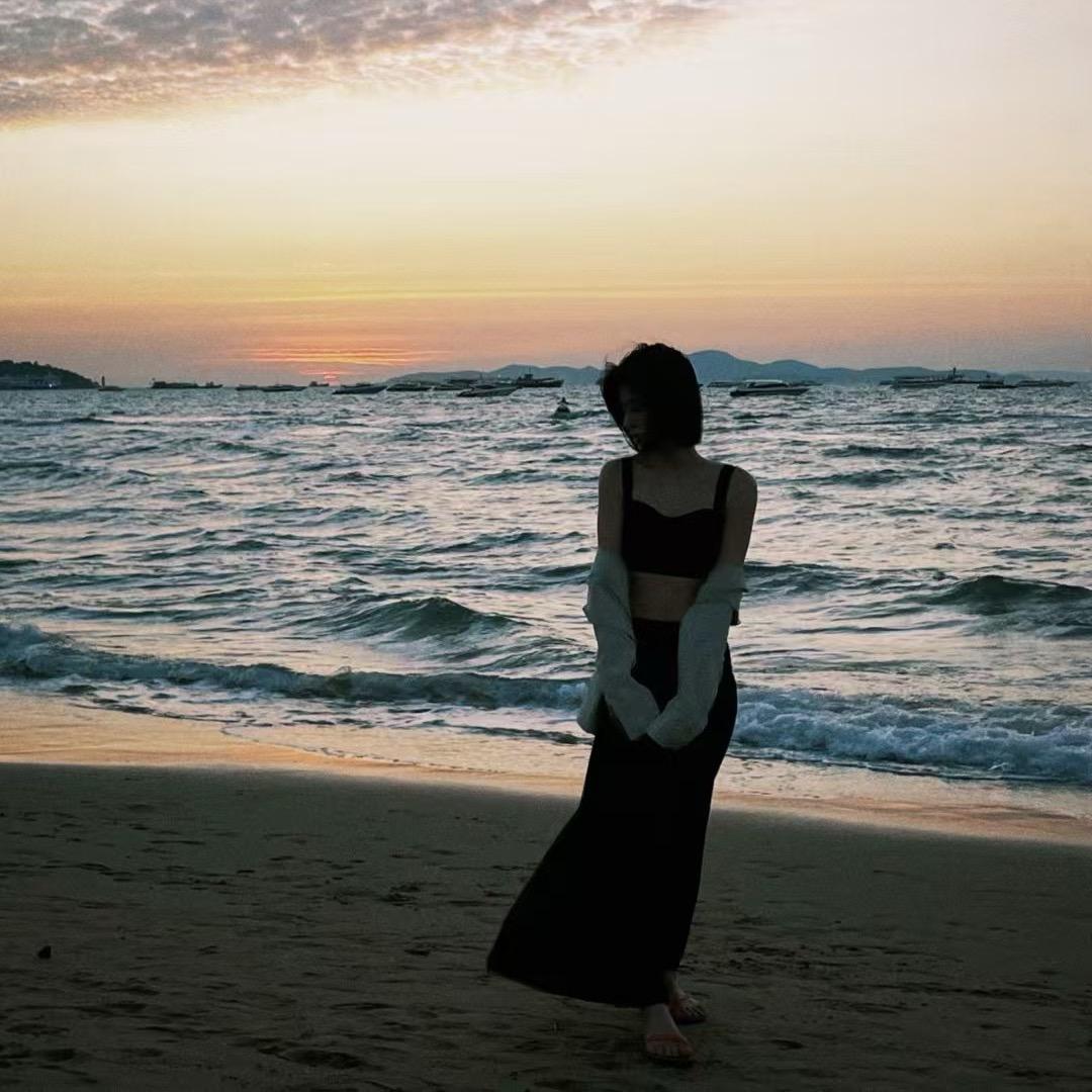 潘潘吖