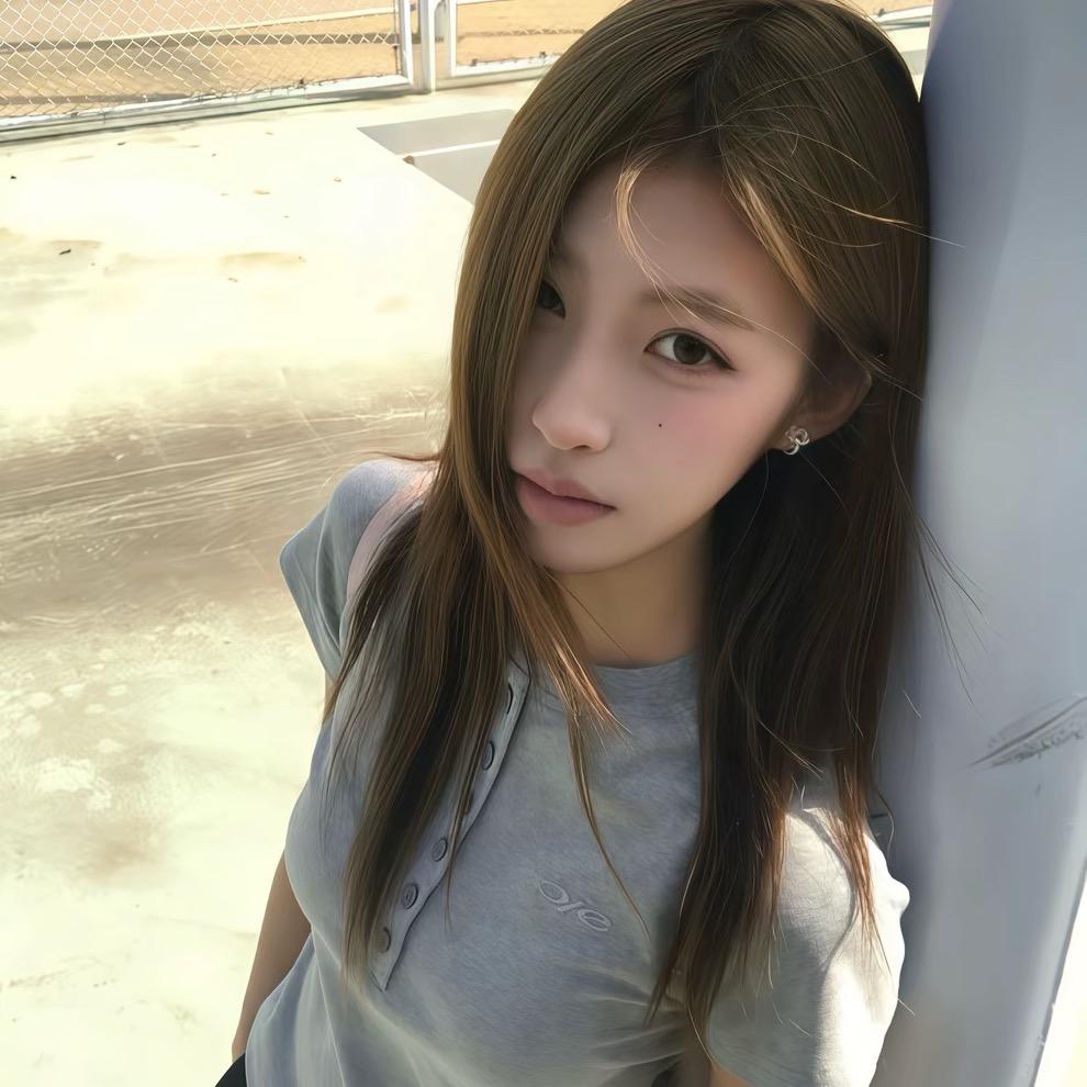 회색