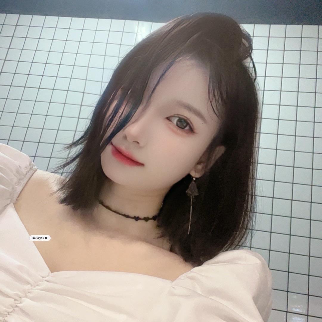 ai  小小 ～吖