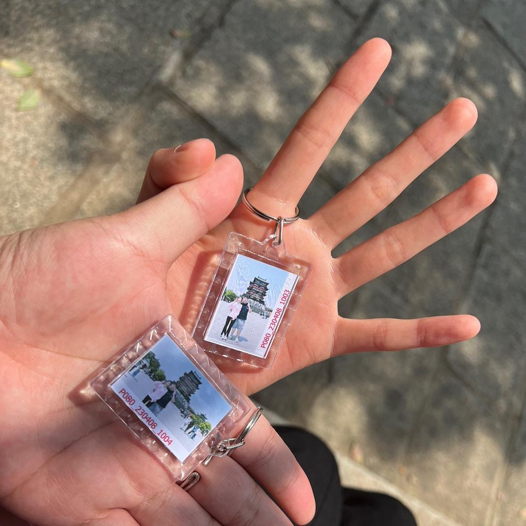 只只