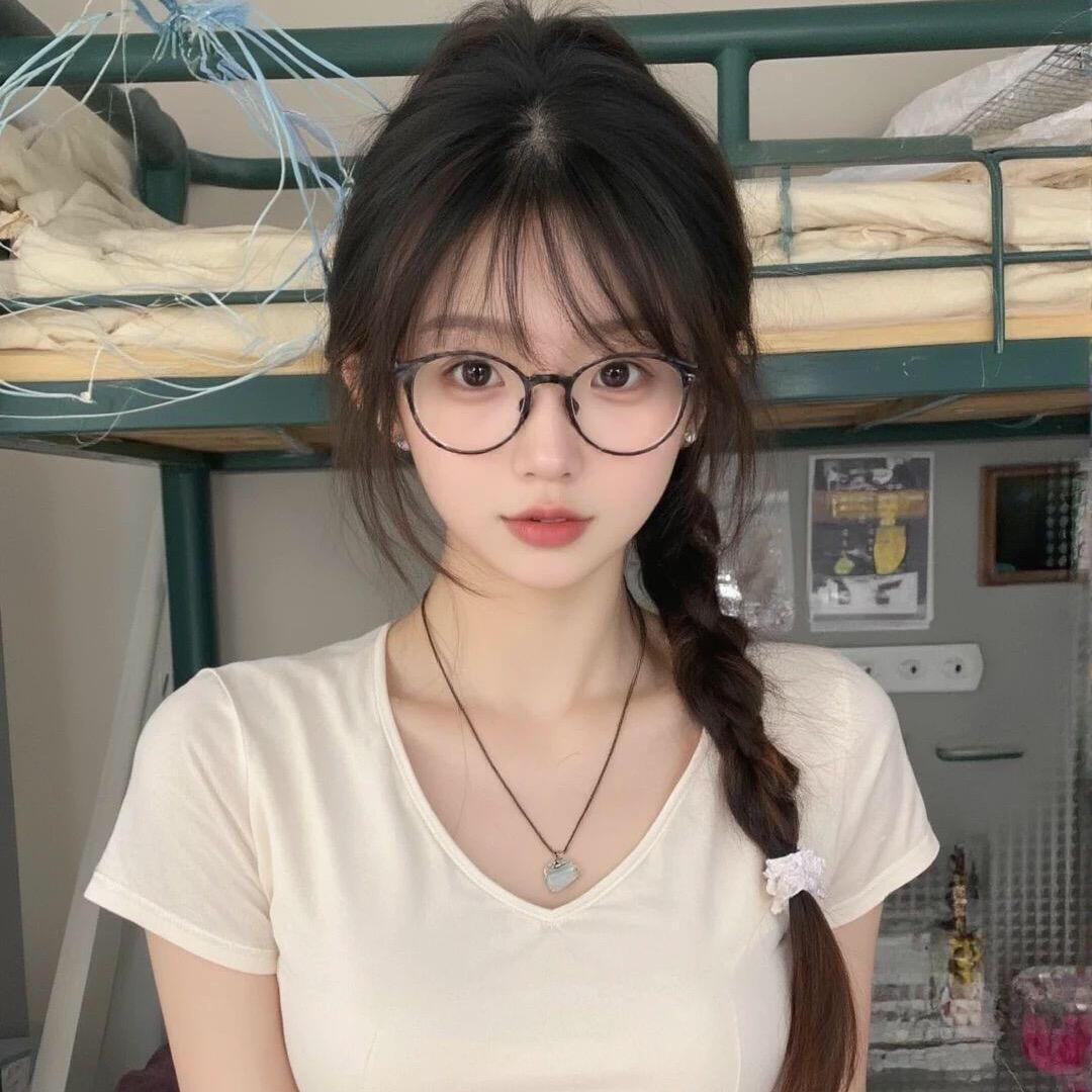 花花🌹到处跑