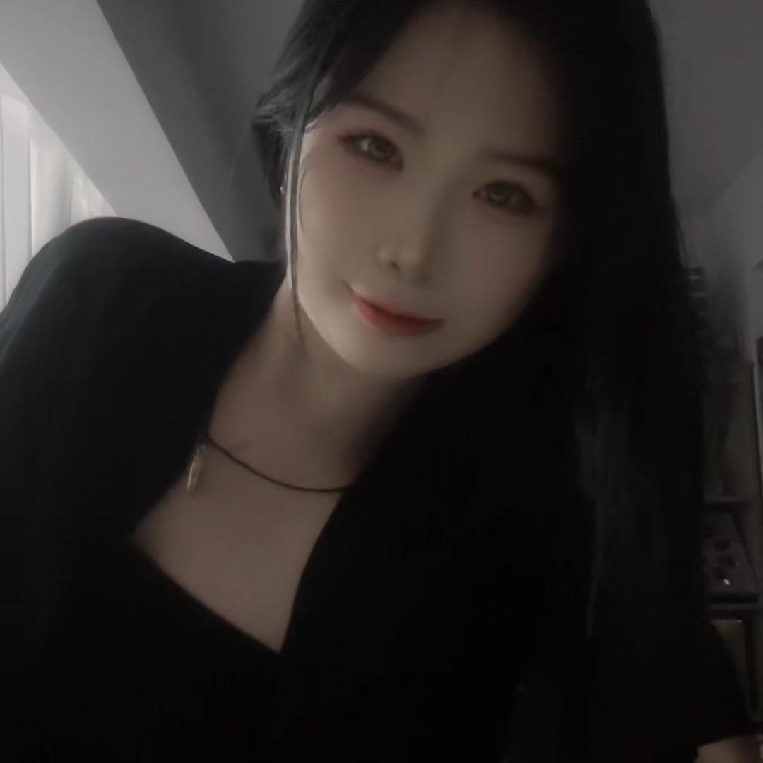🉑妮妮