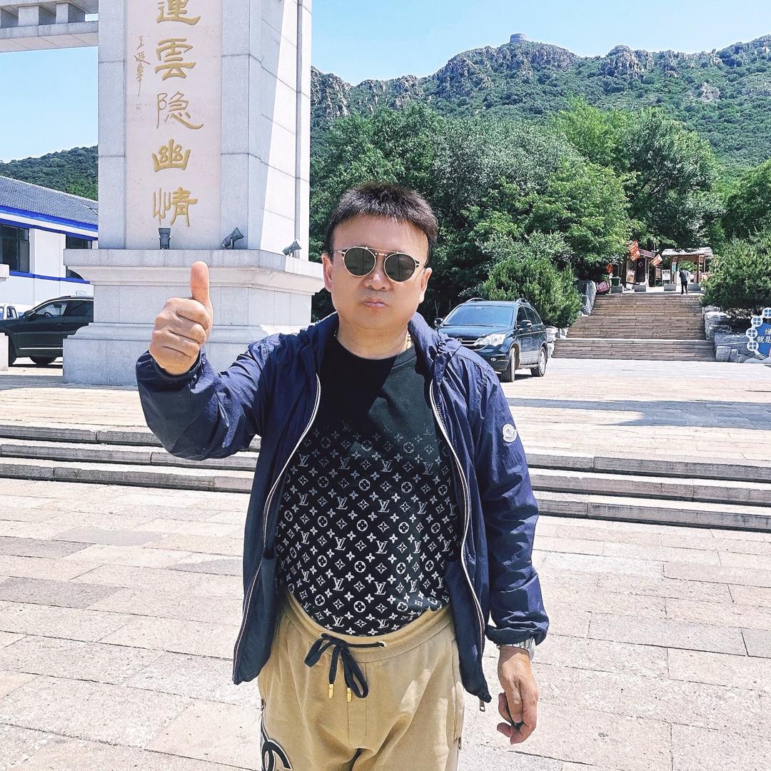 泛泛