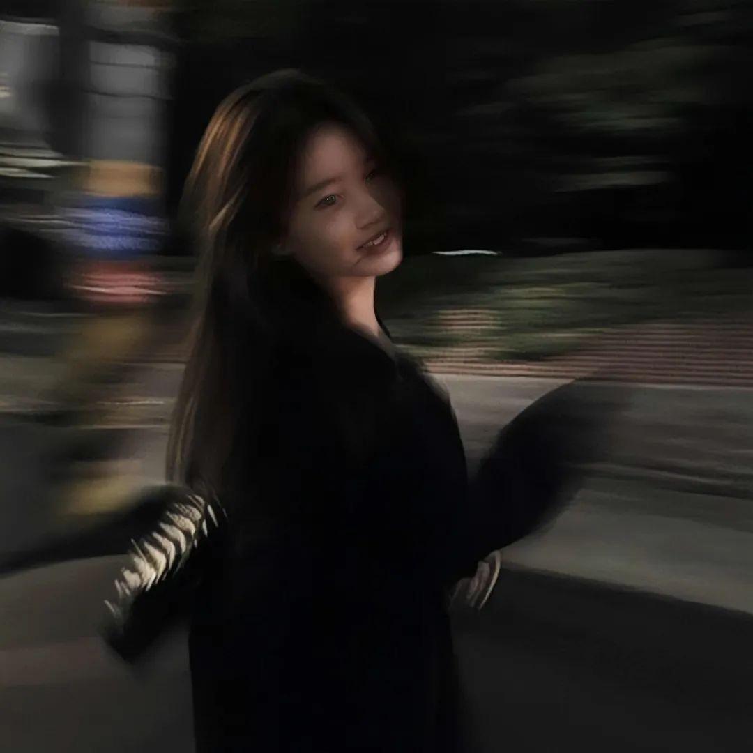 晚风千千.