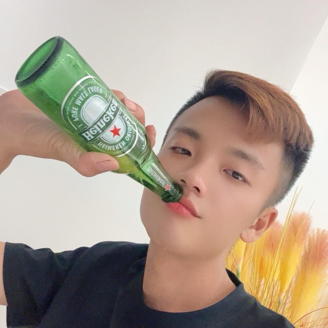 霖磐镇桂东村时尚剪烫．阿荣