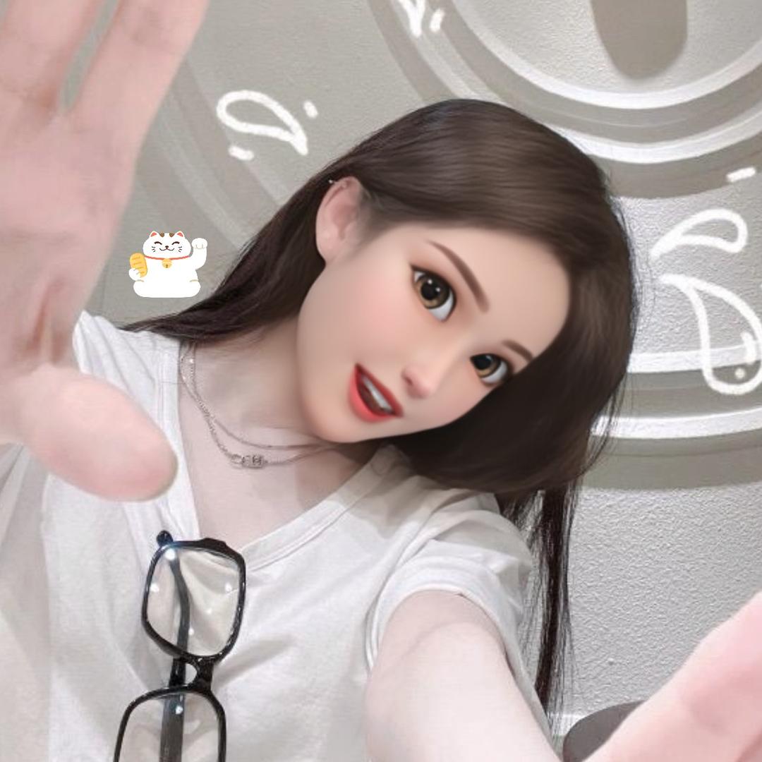 韦 雪.