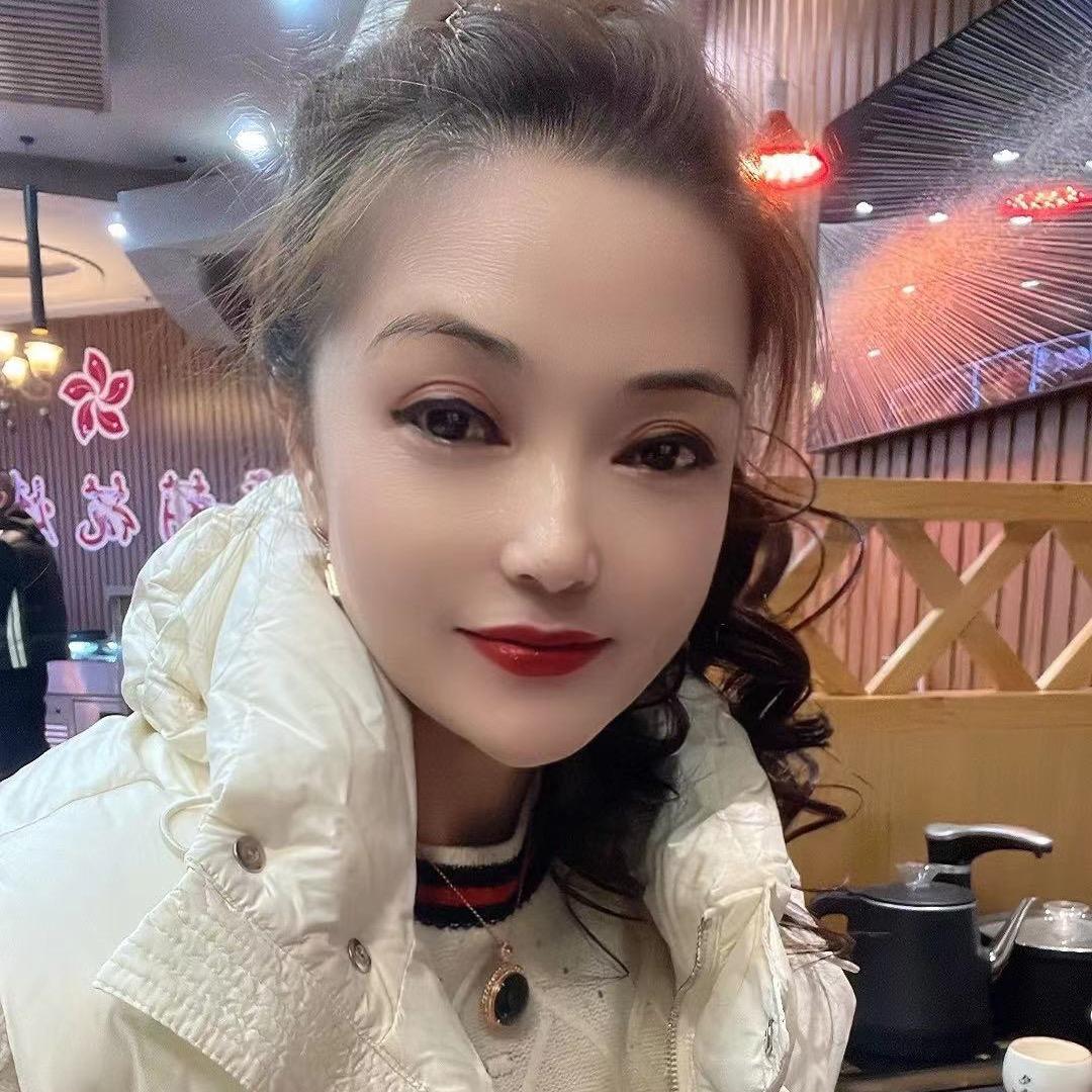丹东紫荆花烤吧～丽姐