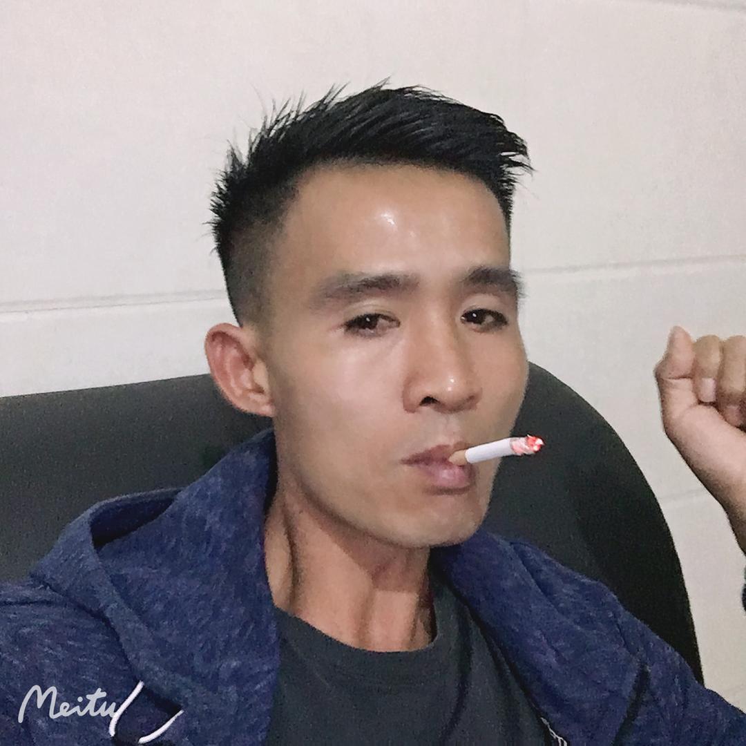 农夫仔，专业精品各种规格绿化树