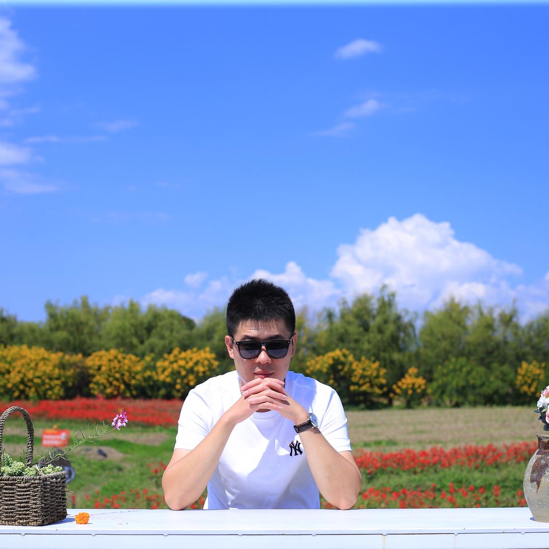 专业卖鸡爪的西安楞娃
