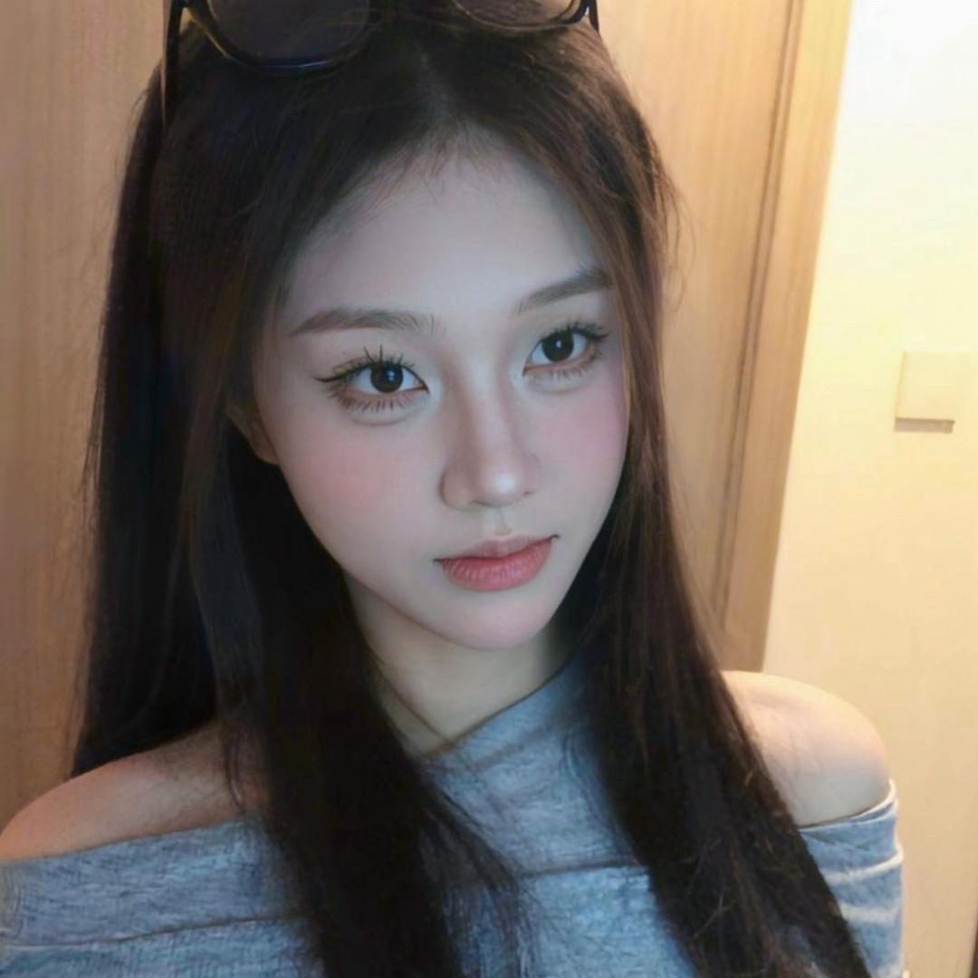 屿知^