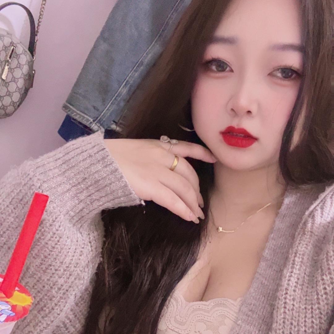 🌈🌸暖.暖🌸（橱窗营业）