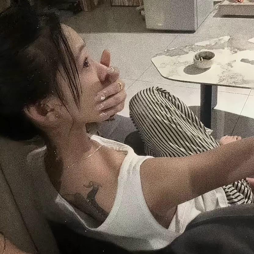 .萱.