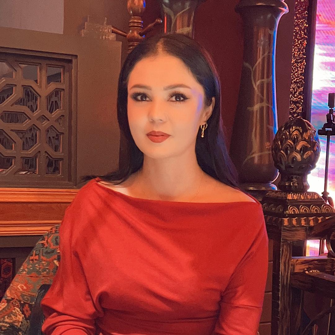 努热比耶姆服装店