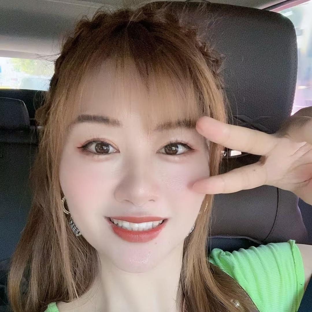 淑婉姿福建运营中心霞霞