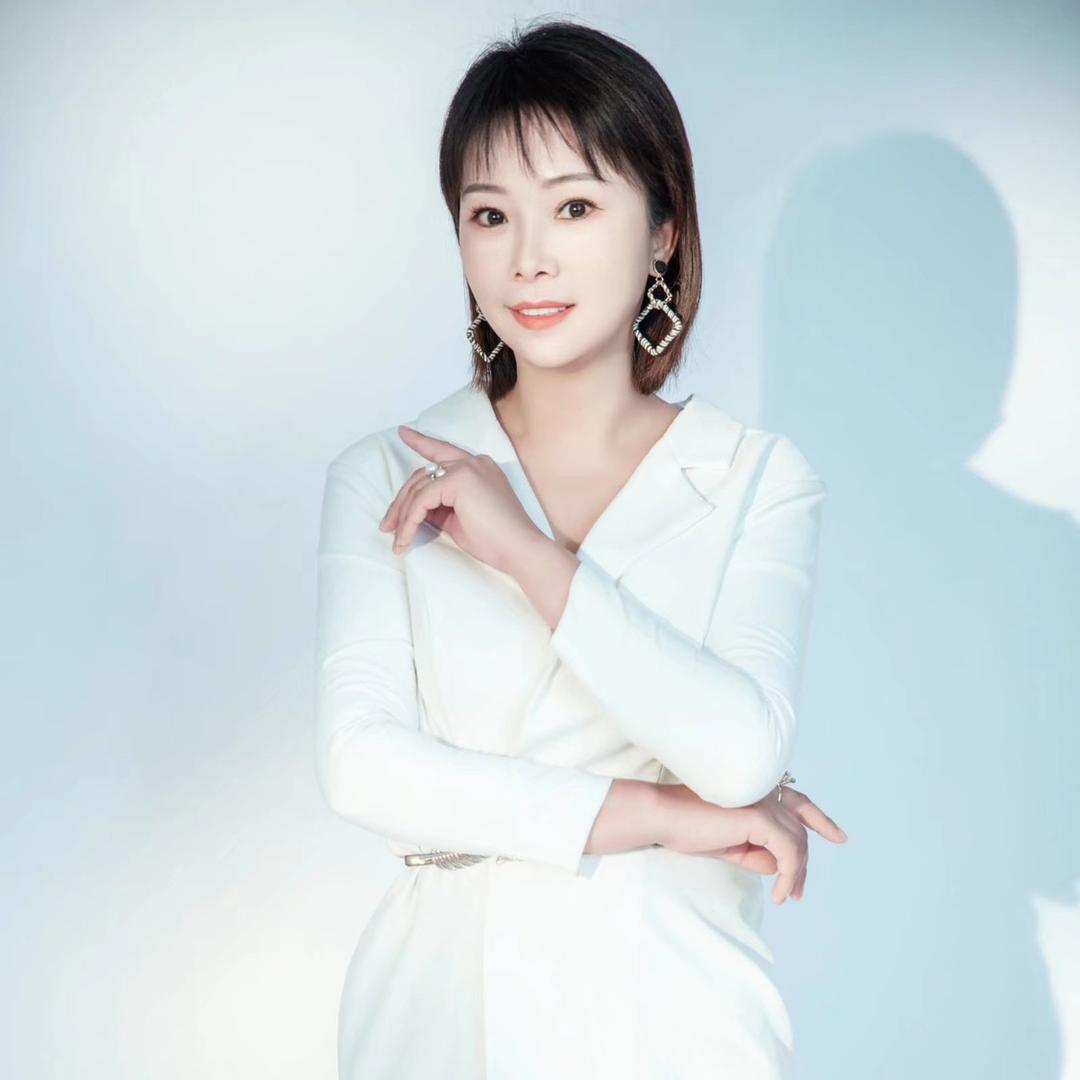 怀化房产～舒艳