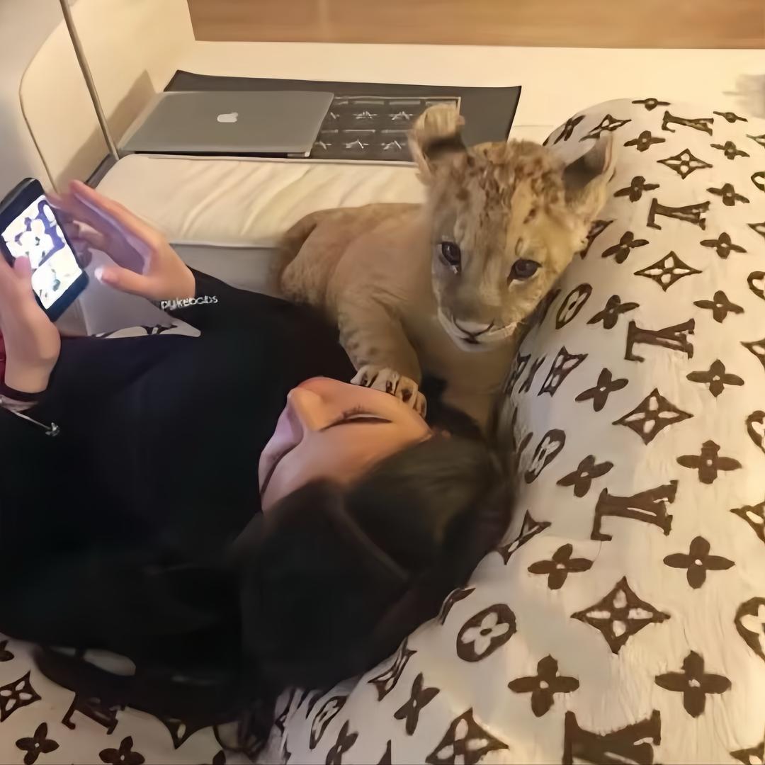 ￴  ￴￴￴  ￴￴