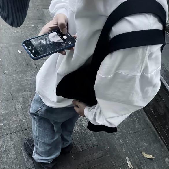 眼泪ㅤㅤㅤㅤㅤㅤㅤㅤ