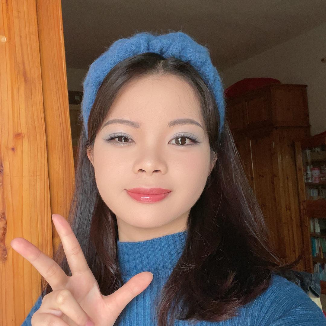 蓝缇娜内衣店