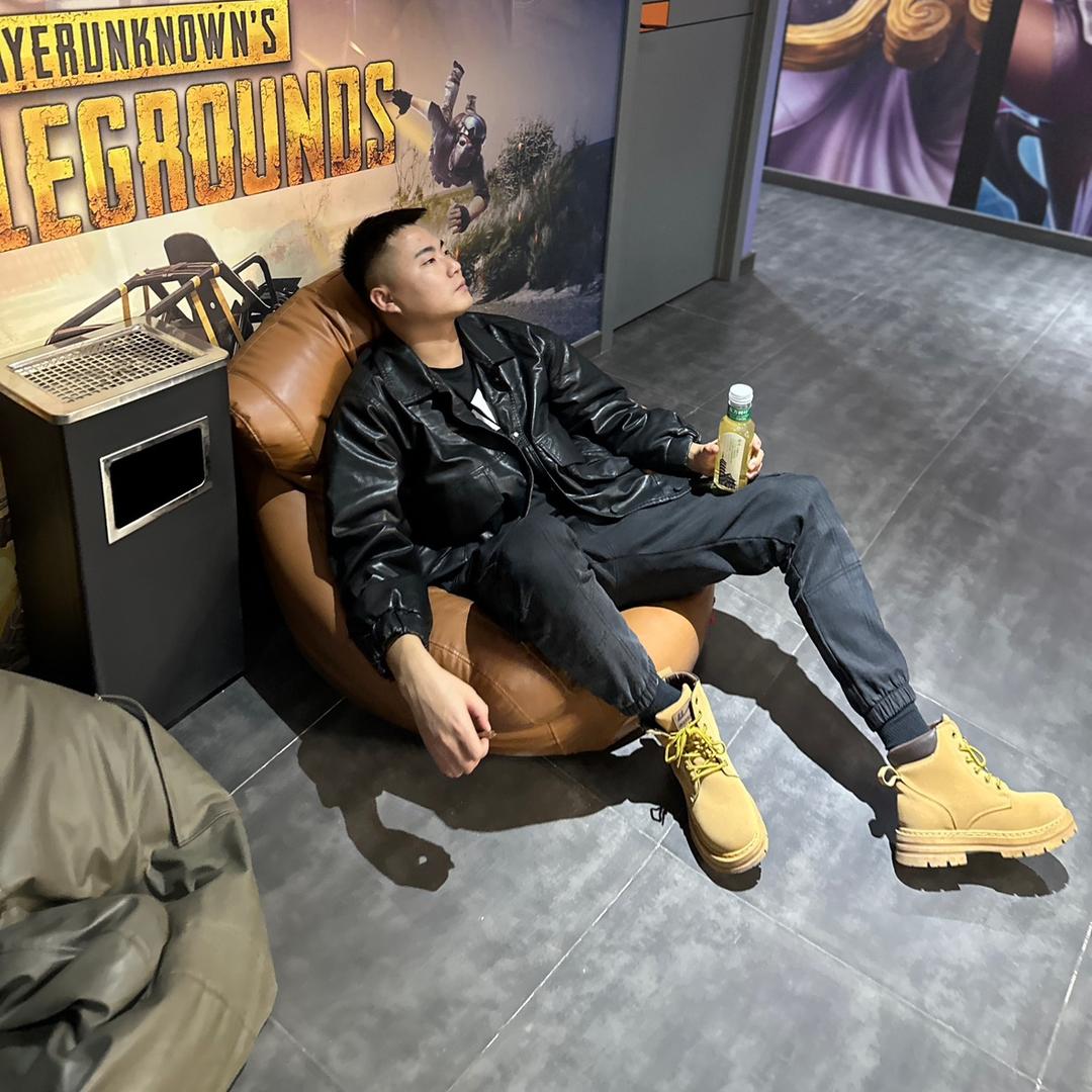 社会底层的边角料。