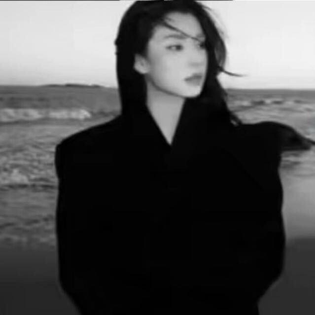 性感纯欲母蟑螂