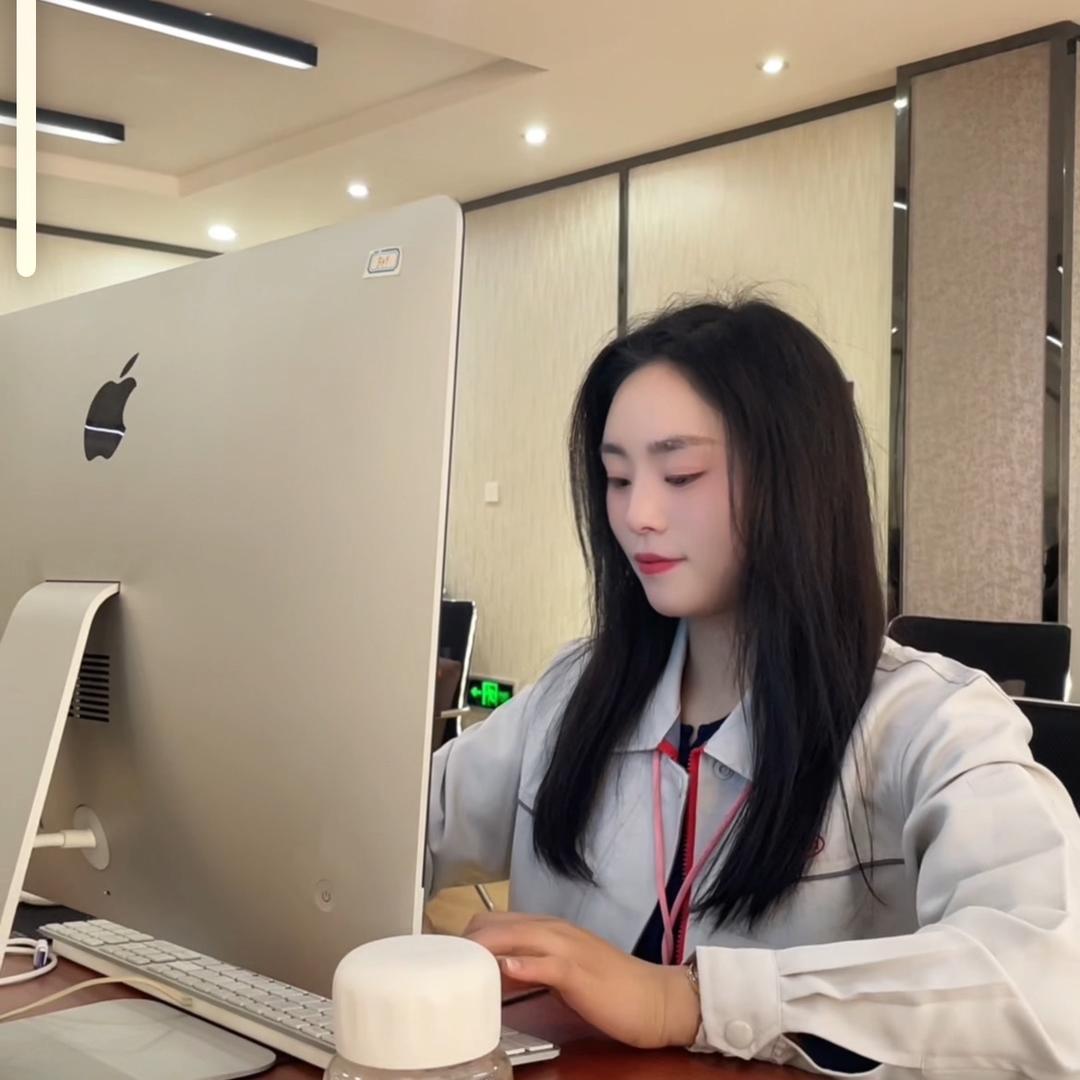 迪迪直招小杨