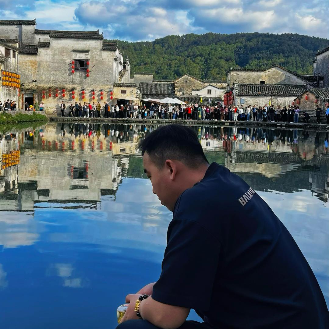 请叫我靓仔🤵‍♂️