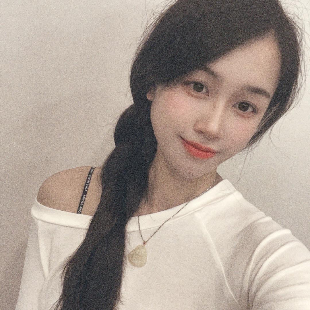 羅羅 💜