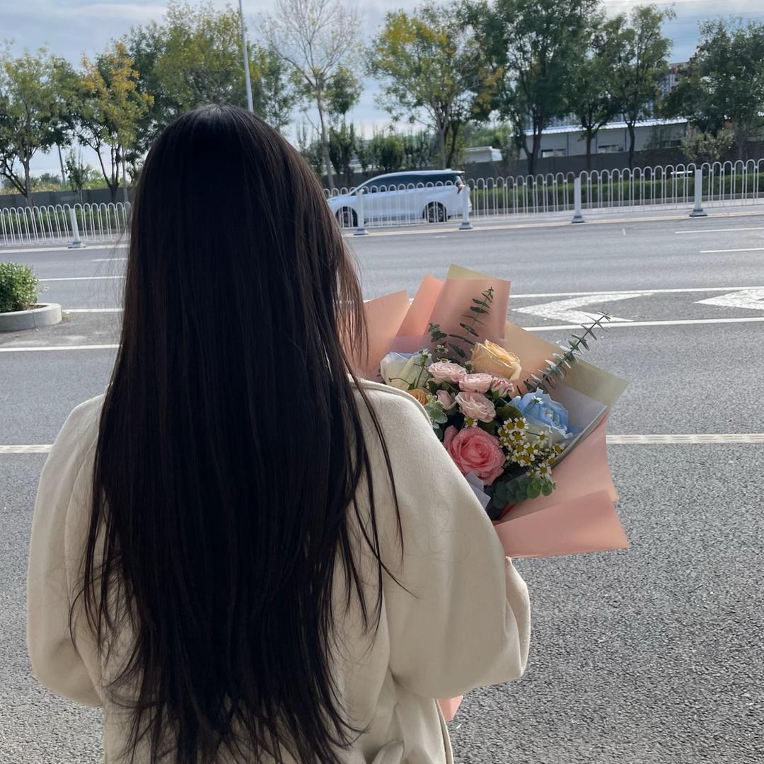 莹莹今天吃饱了没💐