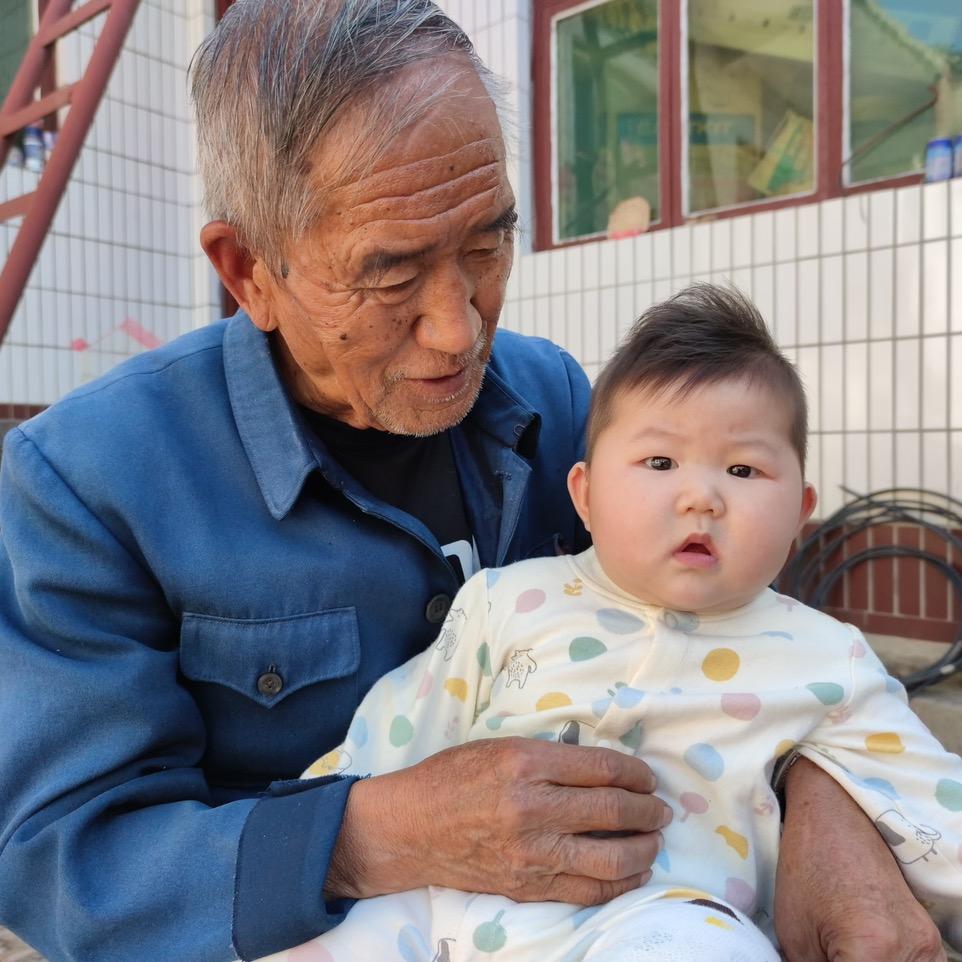 奶糖爸爸要加油