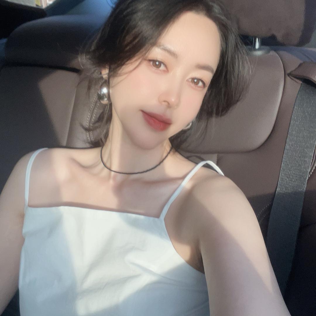 丹丹吖韩国女装