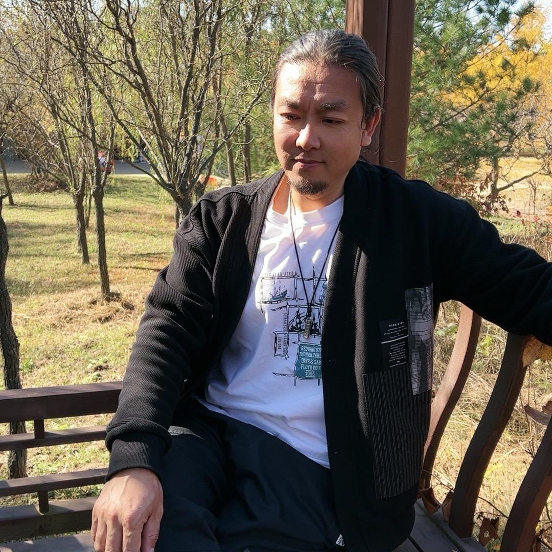 鸿门斋主