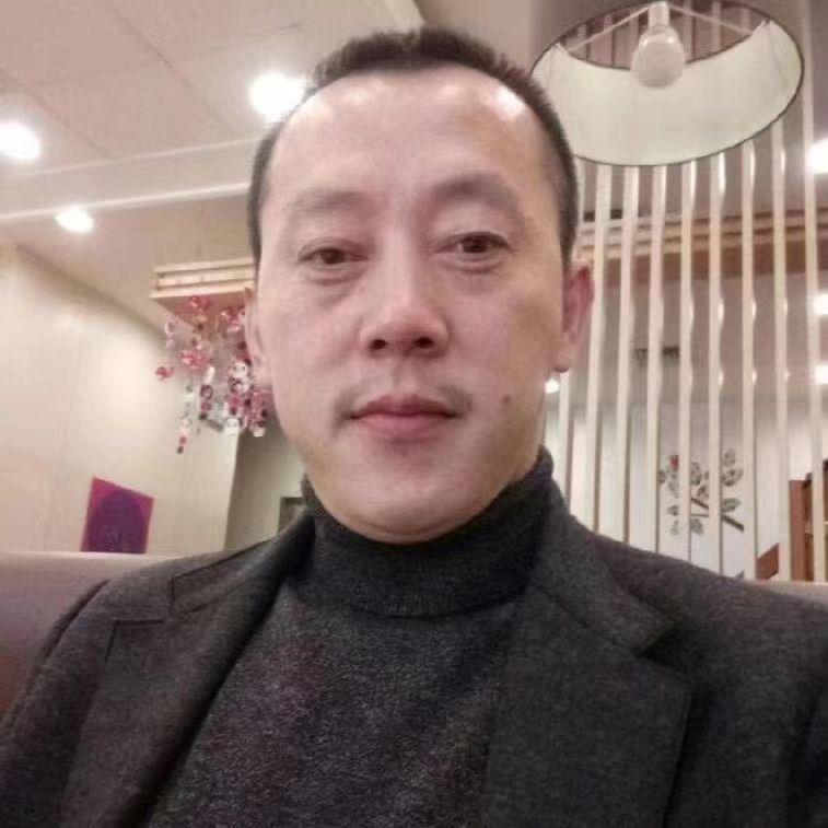 冰城￥摇摆哥∰