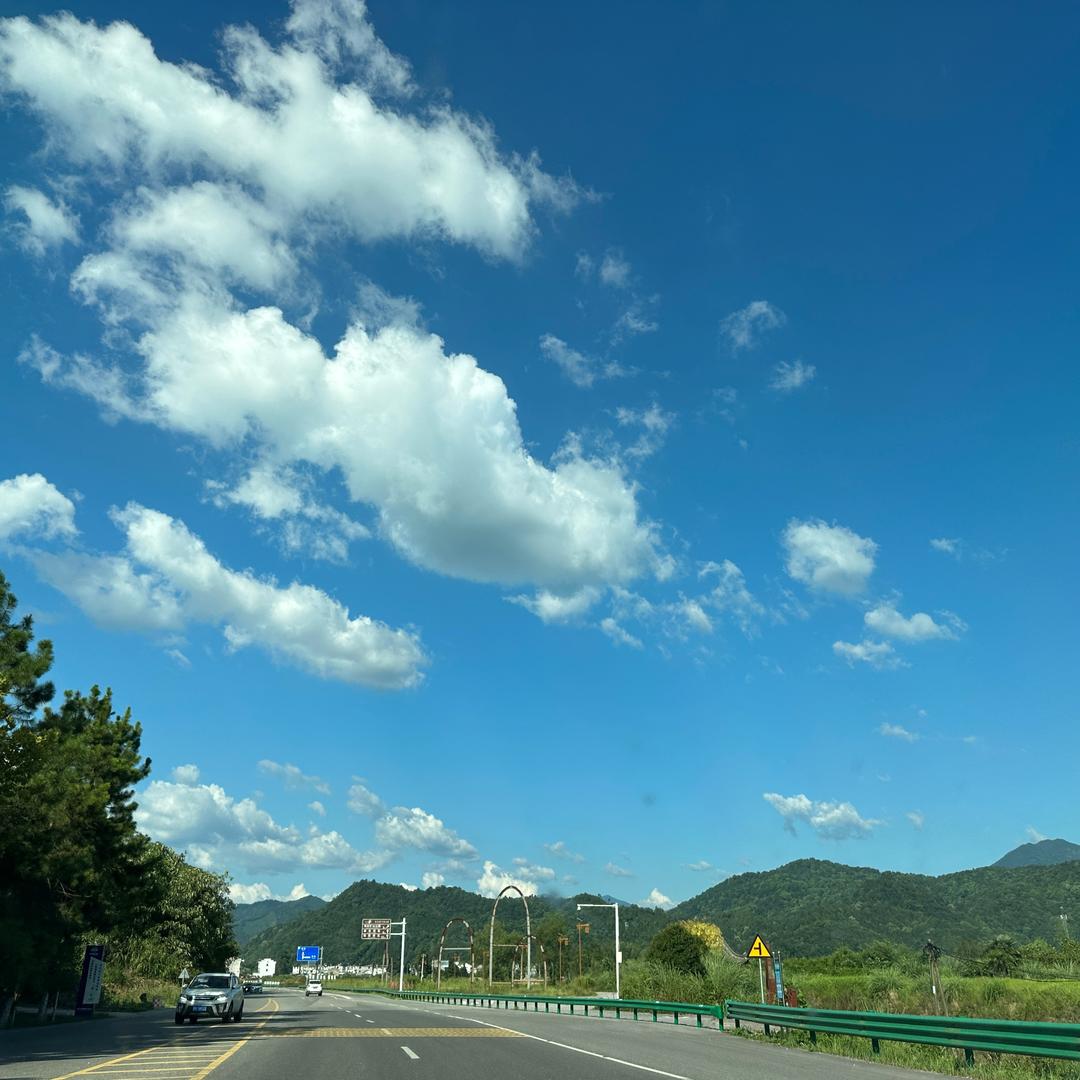 所有的风景都在路上