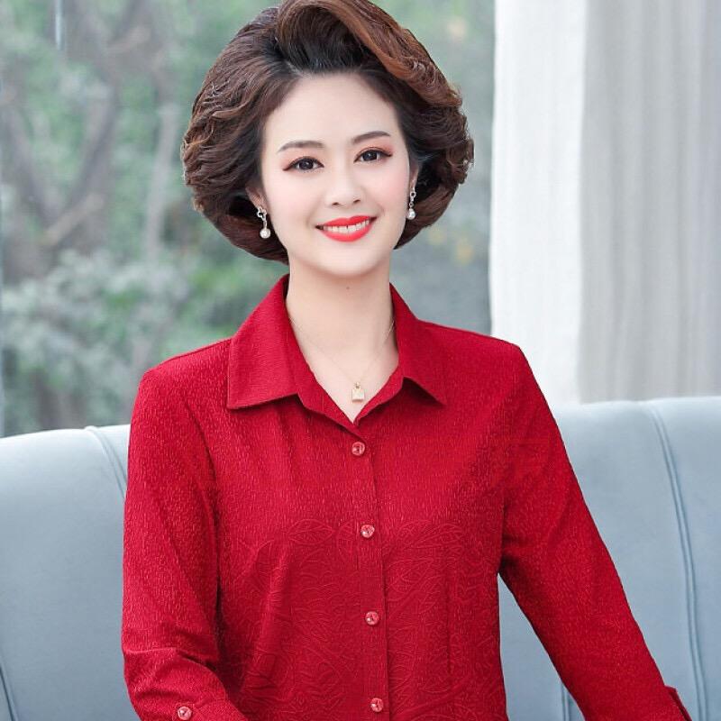 伊人着红装