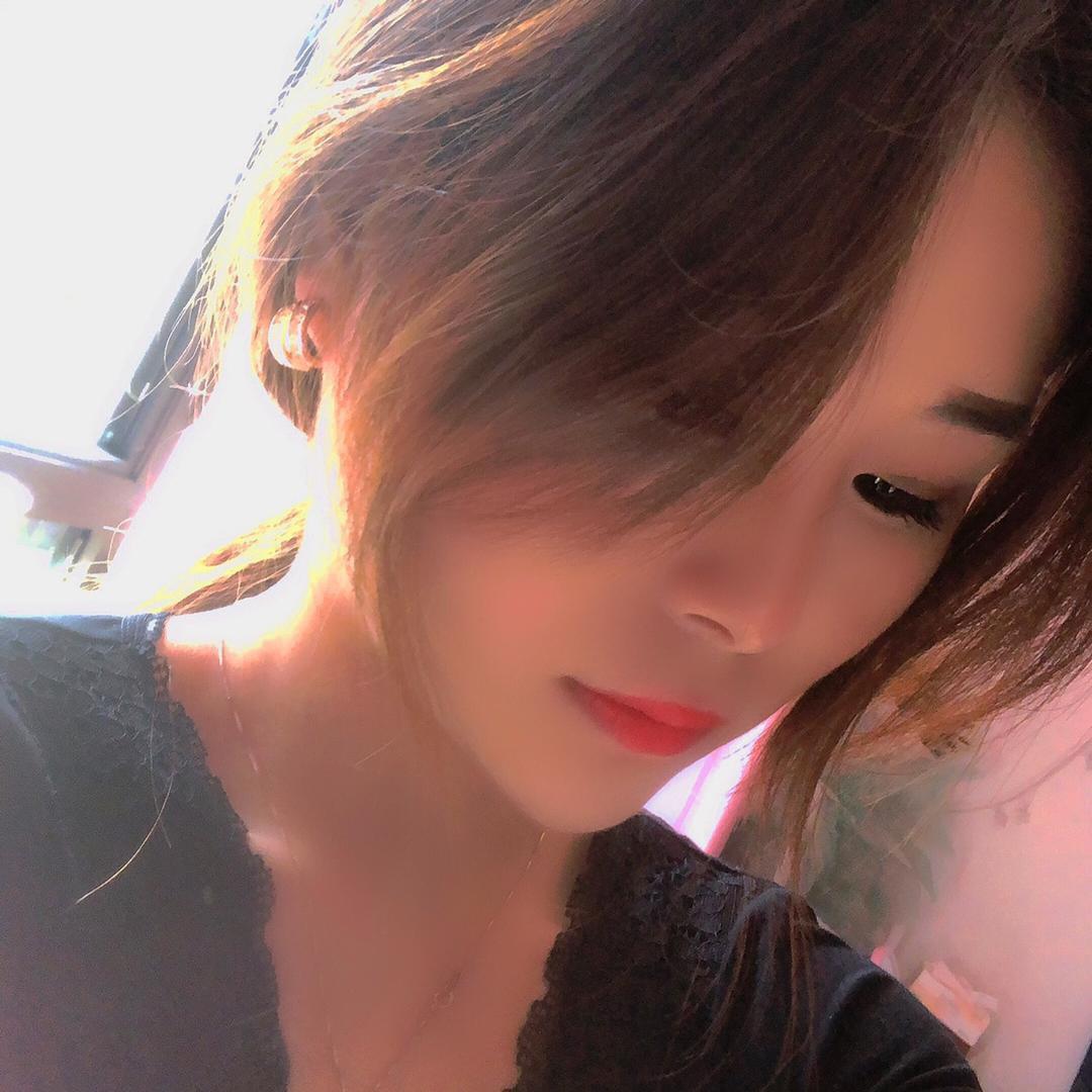 李小姐♡