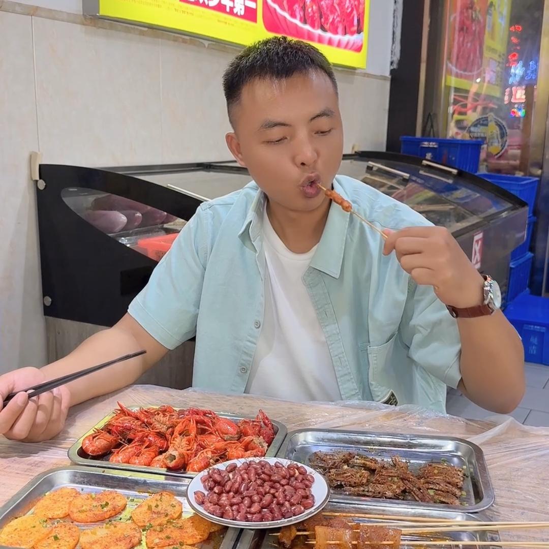 黑鬼探店
