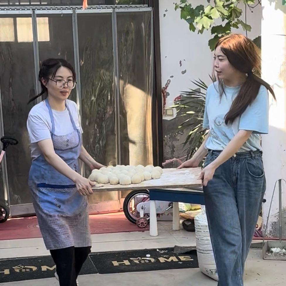 晨晨萌萌的农村生活