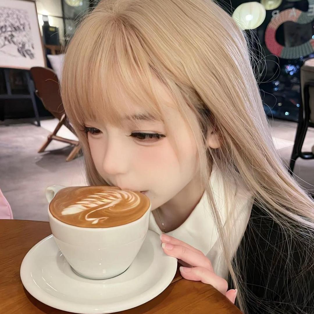 𝓯𝓻𝓮𝓬𝓴．