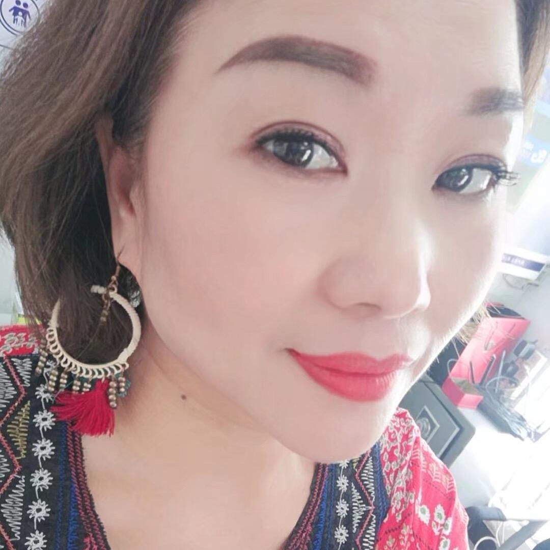 丽丽🌸