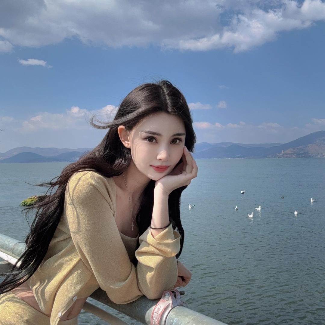嘉欣·板材女王