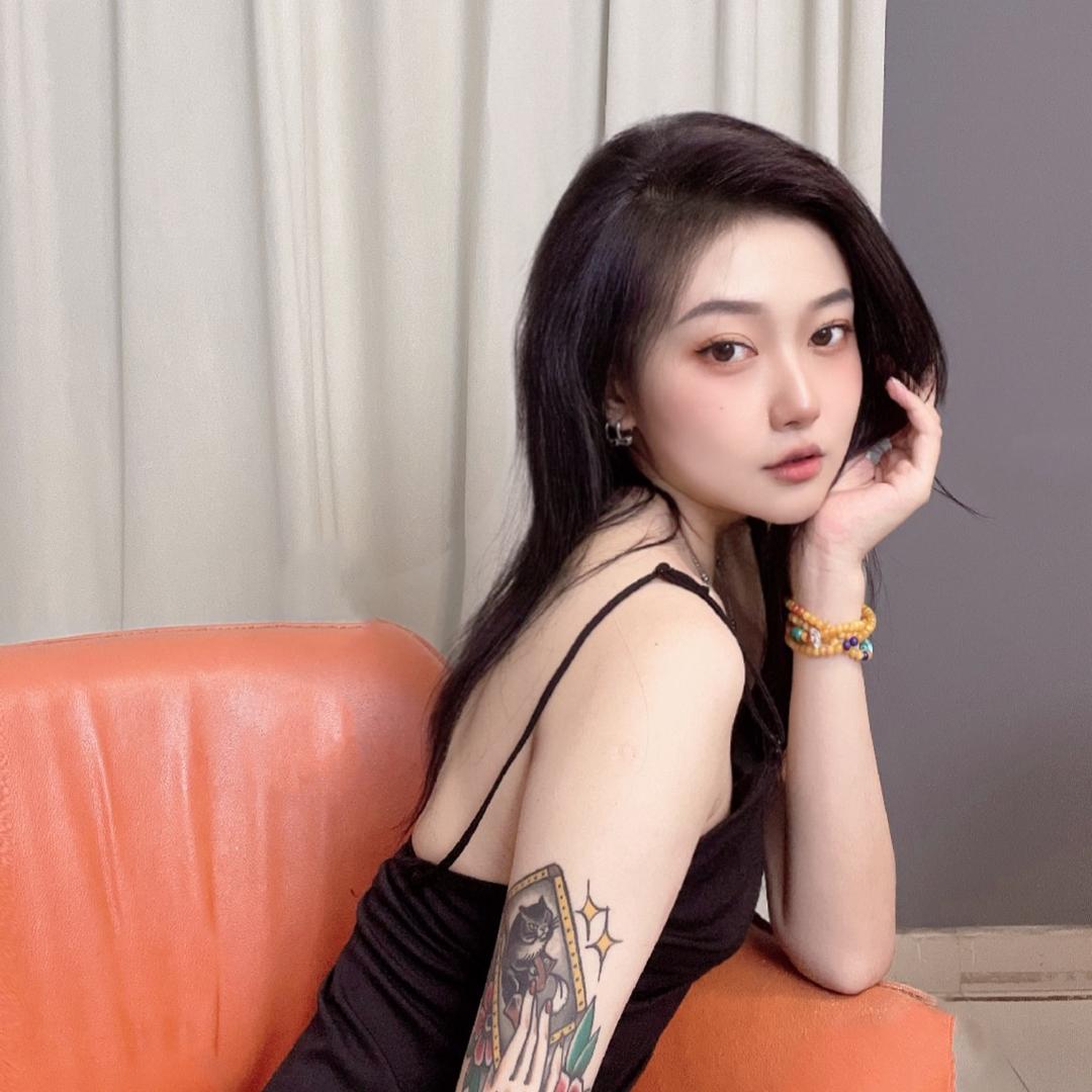 P🍑桥一.