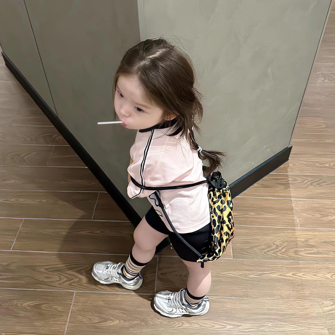 小小Y
